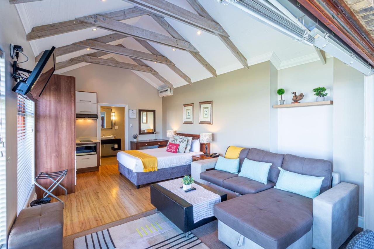 Boardwalk Lodge - Self-Catering Wildernis Dış mekan fotoğraf